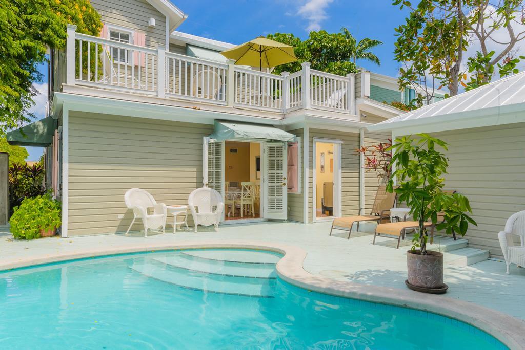 Two-Bedroom Villa with Balcony