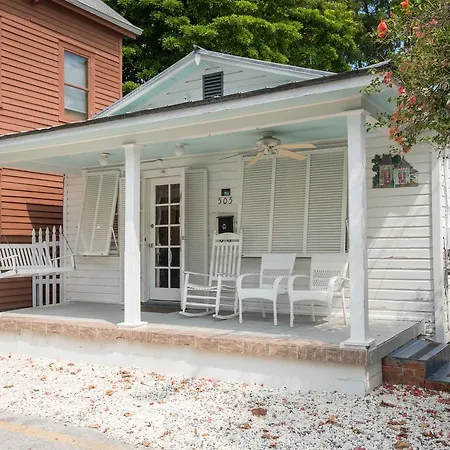 Amelia House-2